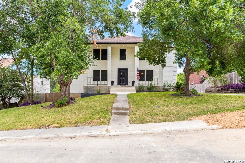 Photo of 7738 OAKHILL PARK DR, San Antonio, TX 78249 (MLS # 2009207)