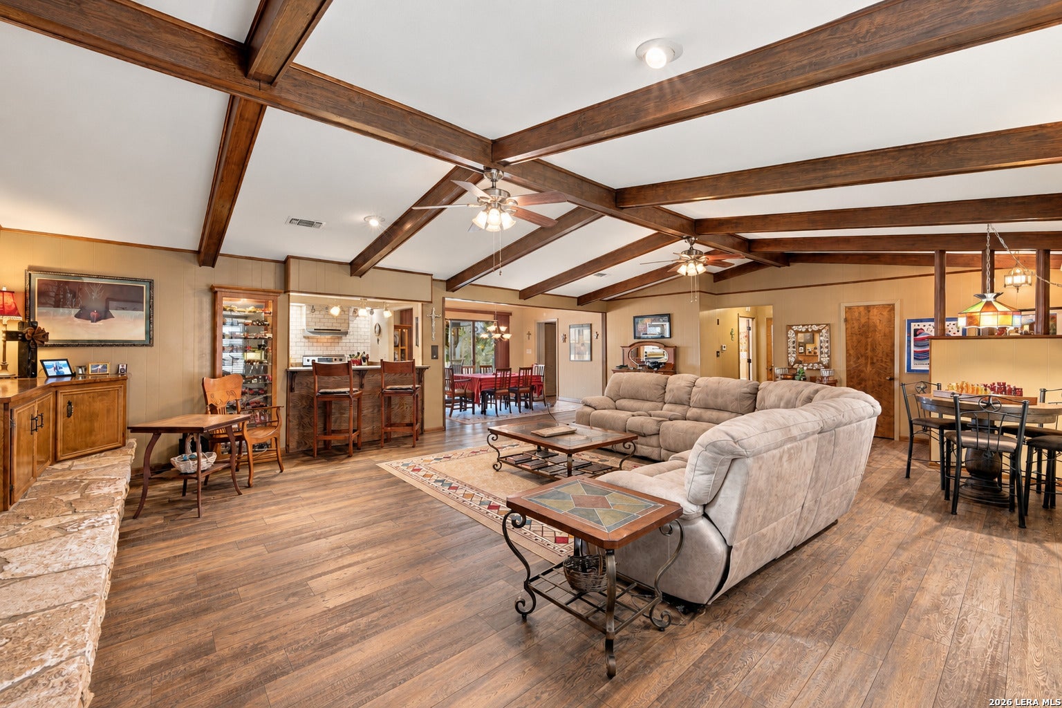 114 CREEKVIEW DR