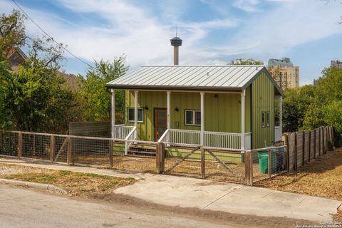 417 N OLIVE San Antonio TX 78202