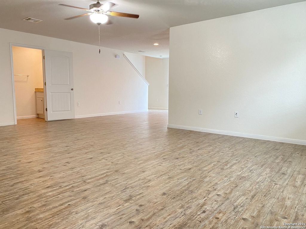 Photo of 10531 LEGACY Cove, San Antonio, TX 78240 (MLS # 1914509)