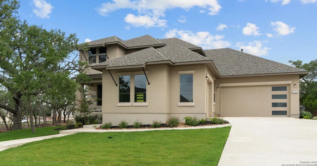 Photo of 127 Alonzo, Boerne, TX 78006 (MLS # 1911316)