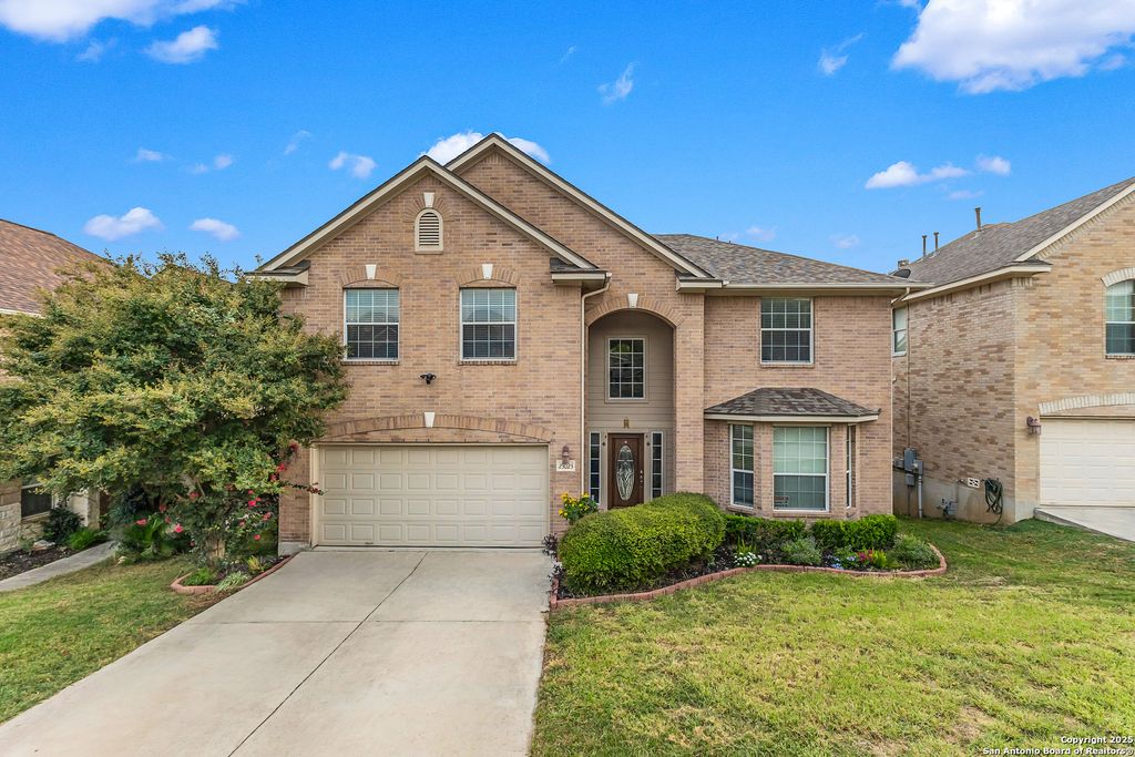 Photo of 23023 Fairway Brg, San Antonio, TX 78258 (MLS # 1921815)