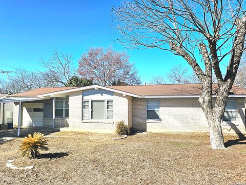 4703 Chedder San Antonio TX 78229