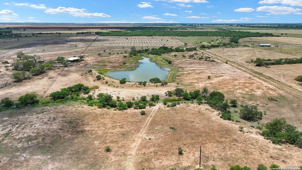 Photo of 253 County Road 135, Floresville, TX 78114 (MLS # 1788466)