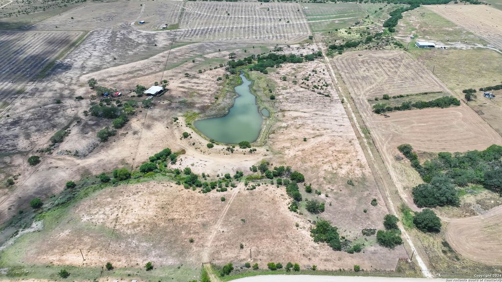 Photo of 253 County Road 135, Floresville, TX 78114 (MLS # 1788466)