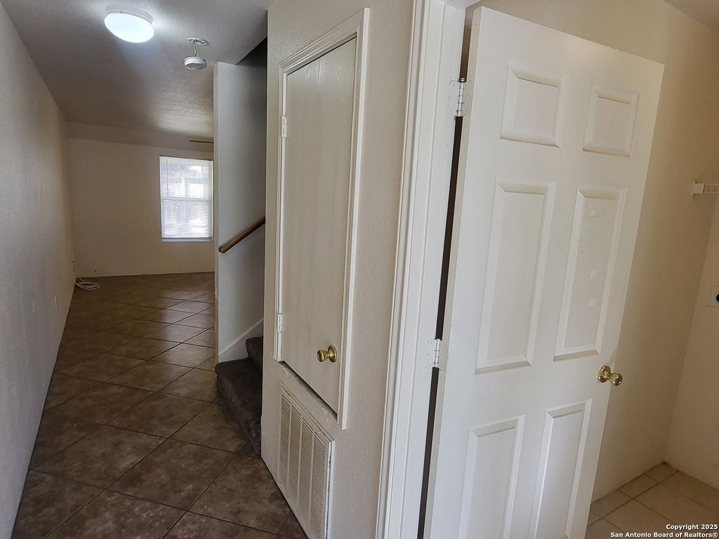 Photo of 8011 Maverick Climb, San Antonio, TX 78250 (MLS # 1928907)