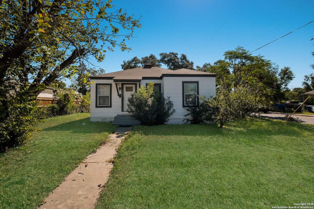 Photo of 902 fair, San Antonio, TX 78223 (MLS # 1921431)