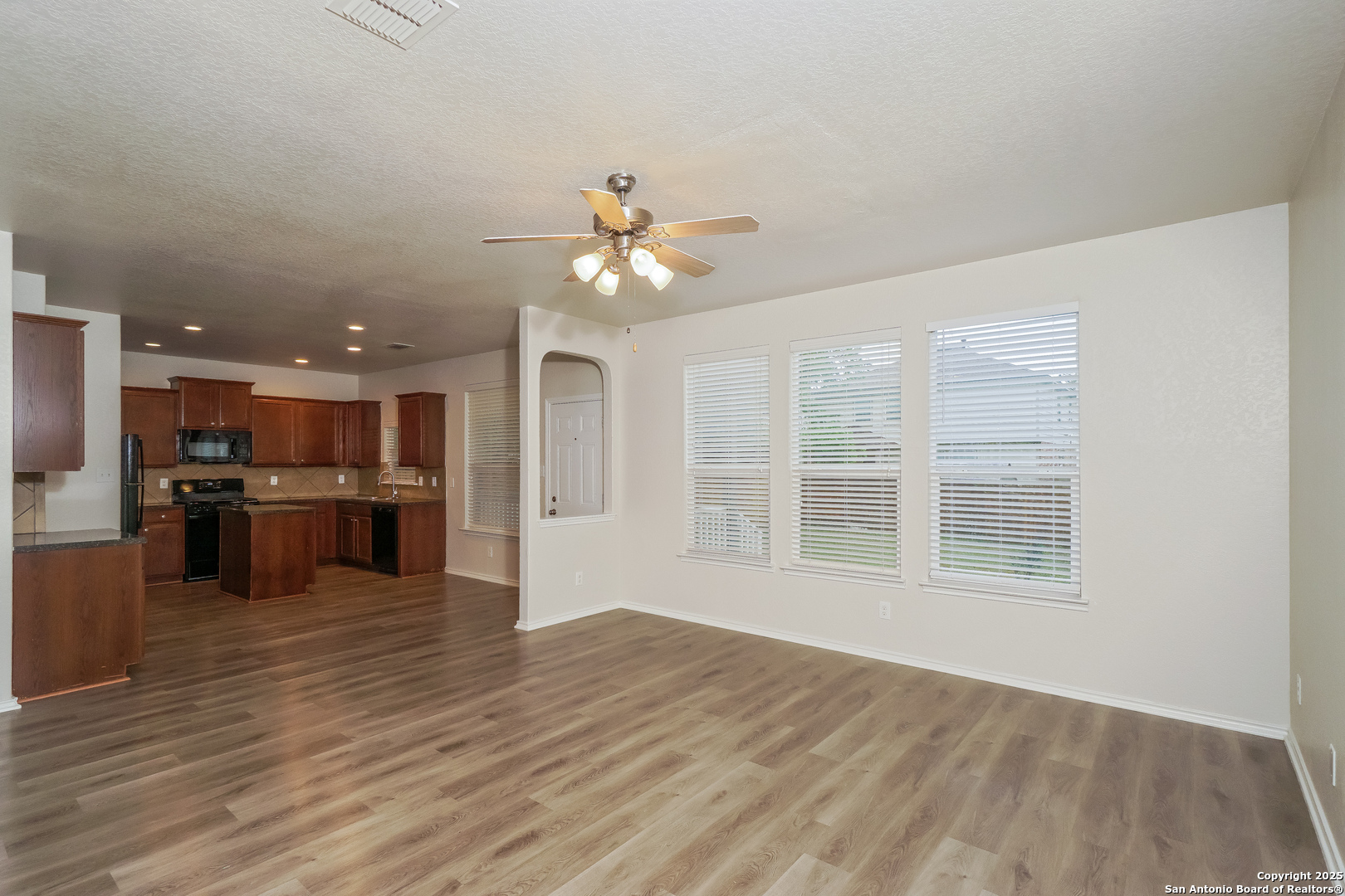 12051 Texana