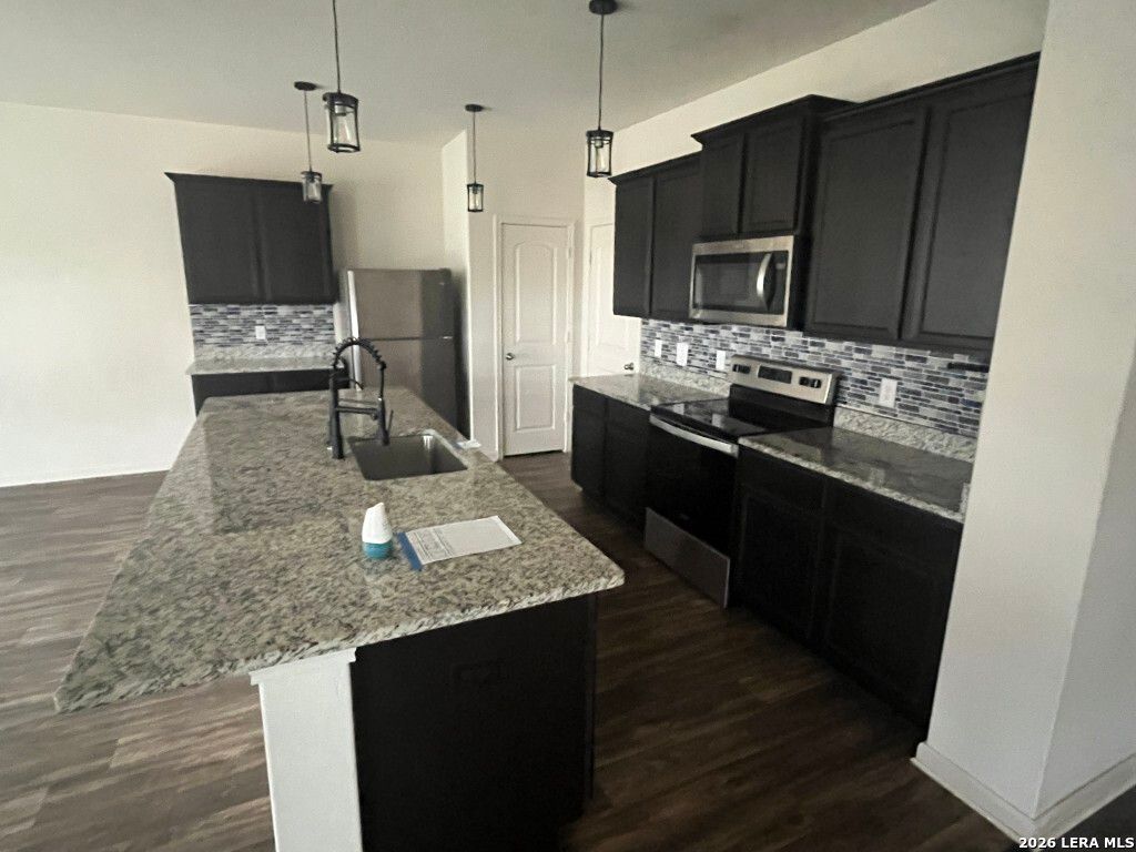 Photo of 10938 Chatham Ct, Converse, TX 78109 (MLS # 1967396)