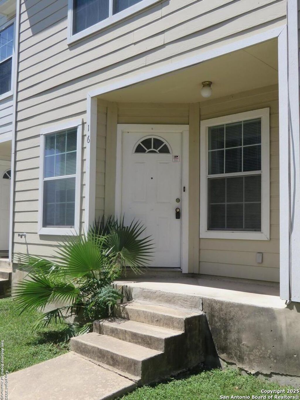 Photo of 16 BRATTON DR, San Antonio, TX 78245 (MLS # 1881395)
