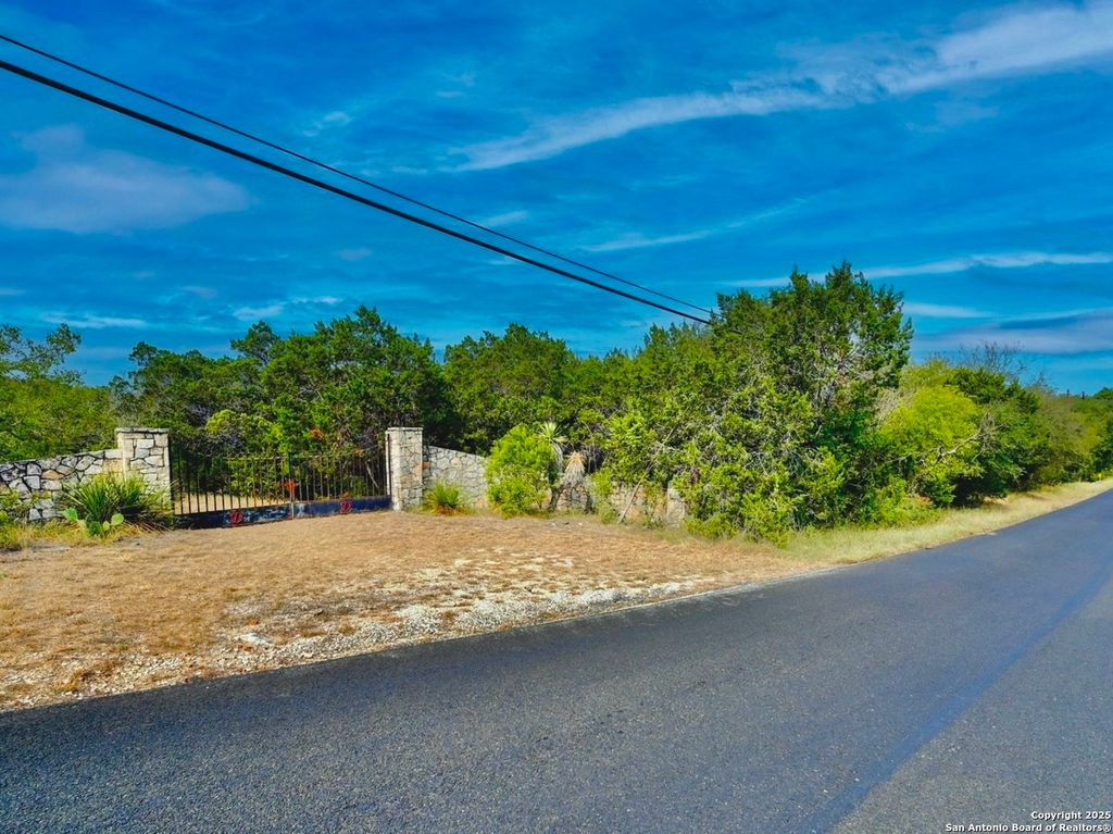 Photo of 9852 Marnoch Rd, Helotes, TX 78023 (MLS # 1898048)