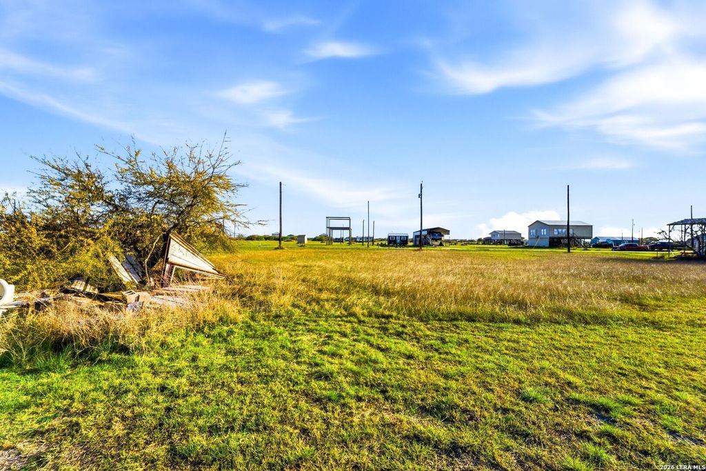 Photo of 39 Kingfish Lane, Palacios, TX 77465 (MLS # 1944583)