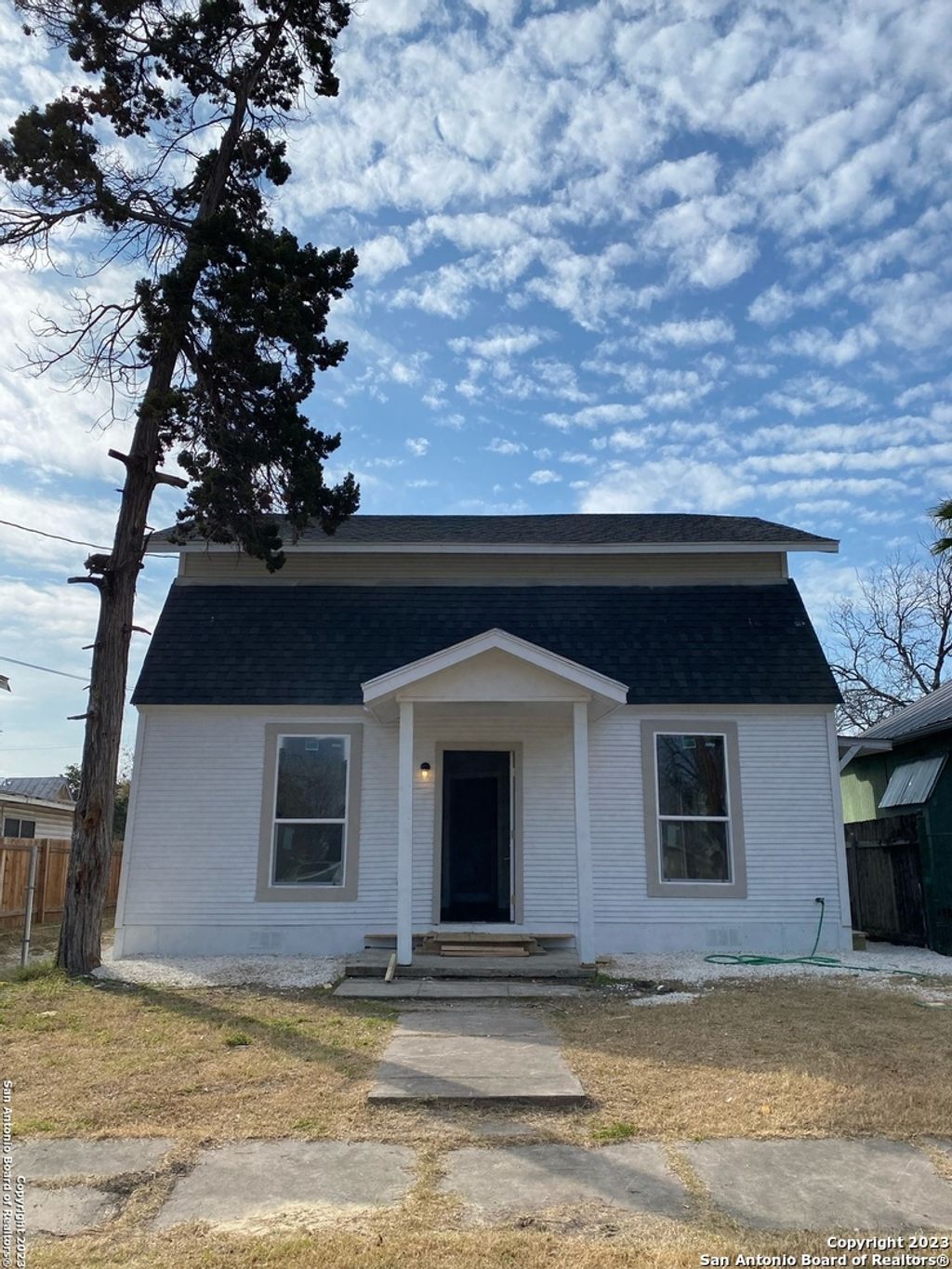 Photo of 826 SCHLEY AVE, San Antonio, TX 78210 (MLS # 1942095)