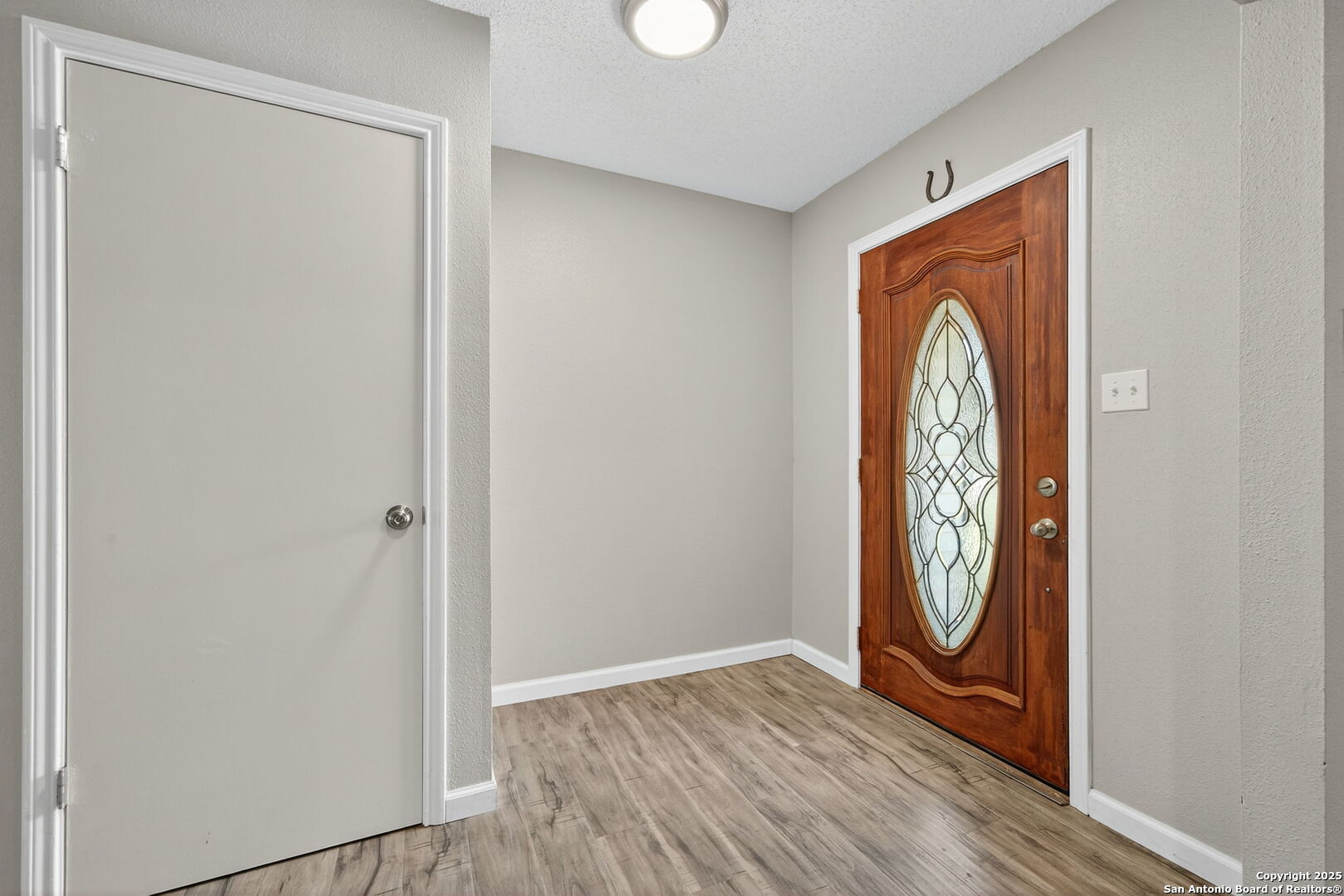 3413 Foxbriar