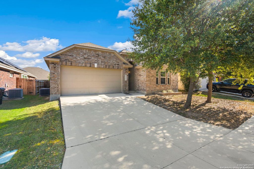 Photo of 8426 White Mulberry, San Antonio, TX 78254 (MLS # 1925368)