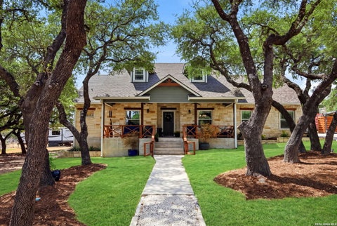 Photo of 230 Oak Country, Helotes, TX 78023 (MLS # 2016564)