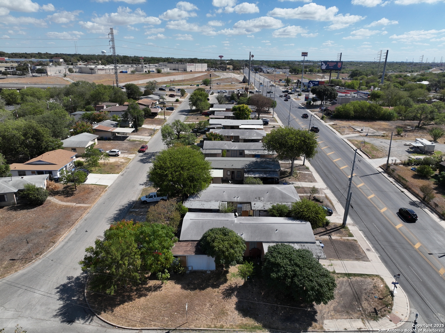 2123 E Southcross Blvd