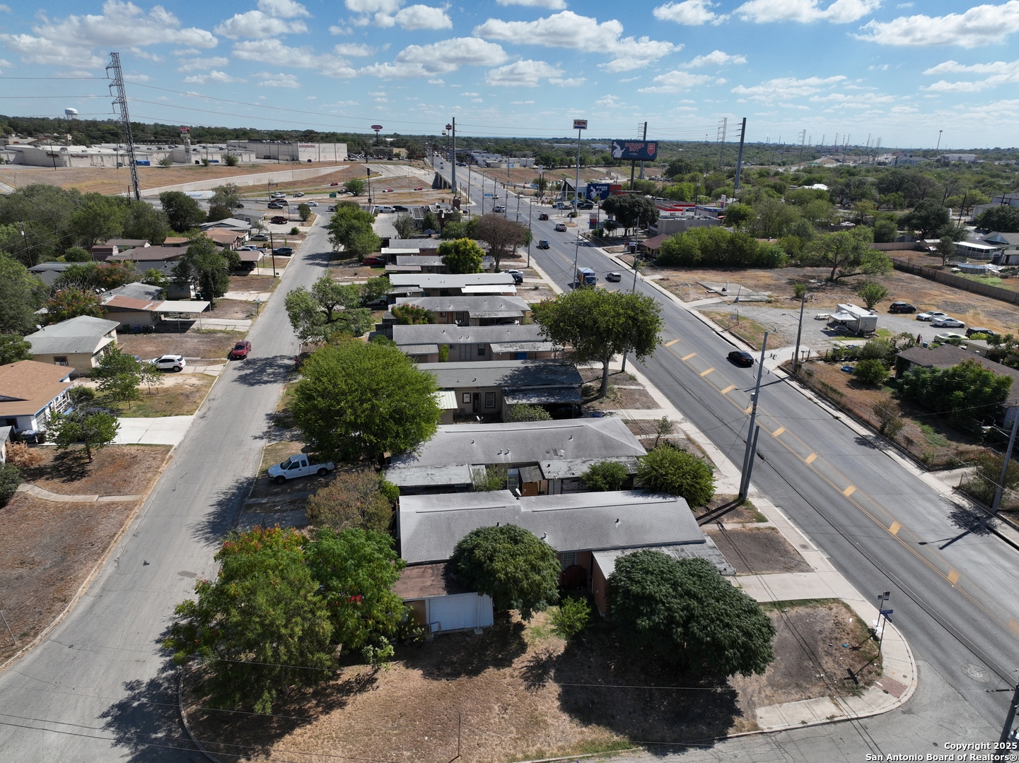 2123 E Southcross Blvd