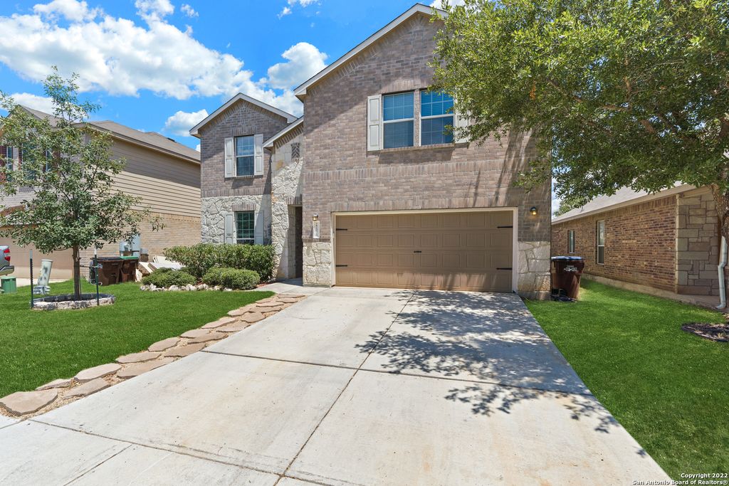 Photo of 27326 TRINITY CROSS, San Antonio, TX 78260 (MLS # 1939858)