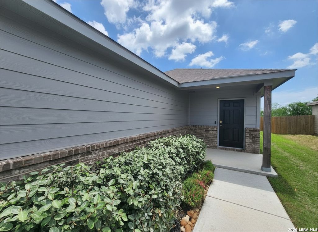 Photo of 3473 CANYON RDG, Seguin, TX 78155 (MLS # 1969132)
