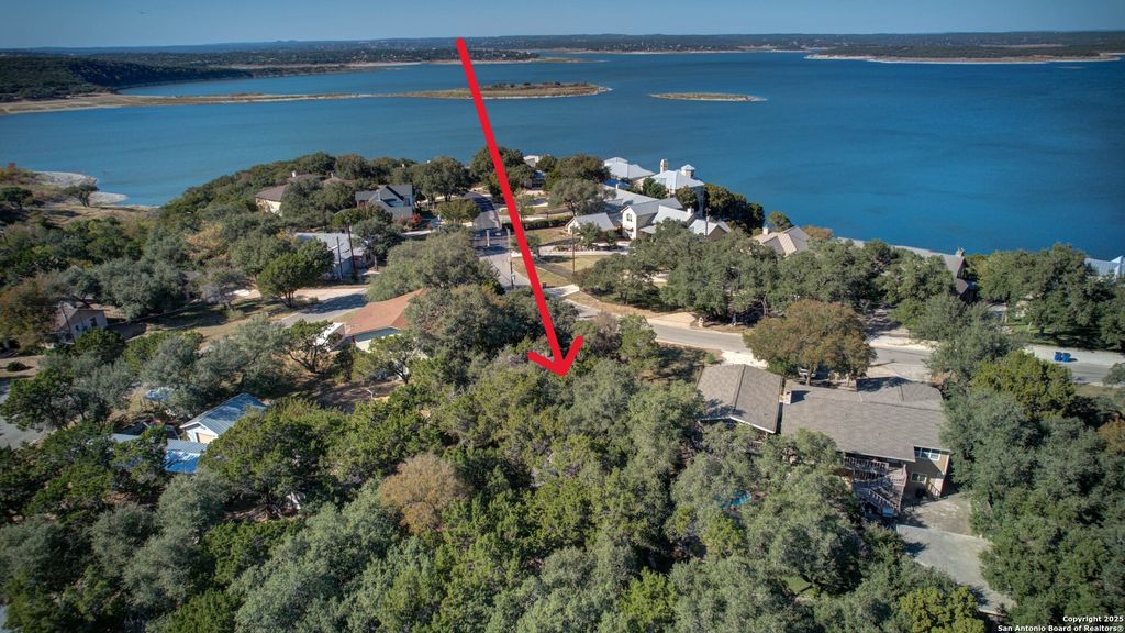 Photo of 1042 Janet, Canyon Lake, TX 78133 (MLS # 1922902)