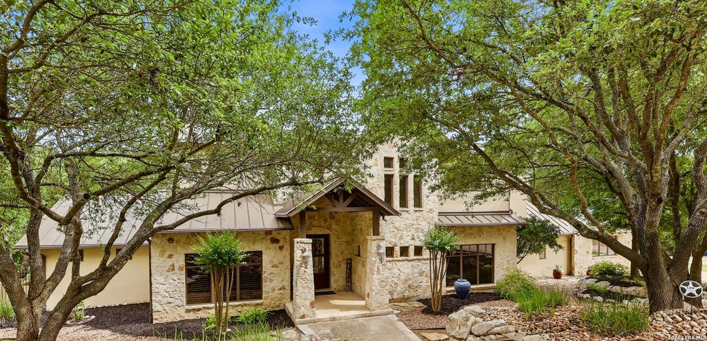 Photo of 82 Champion Clf, San Antonio, TX 78258 (MLS # 1961751)