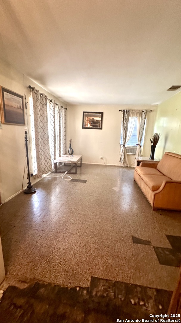 4134 King Krest