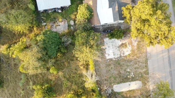 607 S COMAL, SAN ANTONIO, TX 78207 - Image 3157e4135cbe58e19b2a8cd811eba705/1899963883