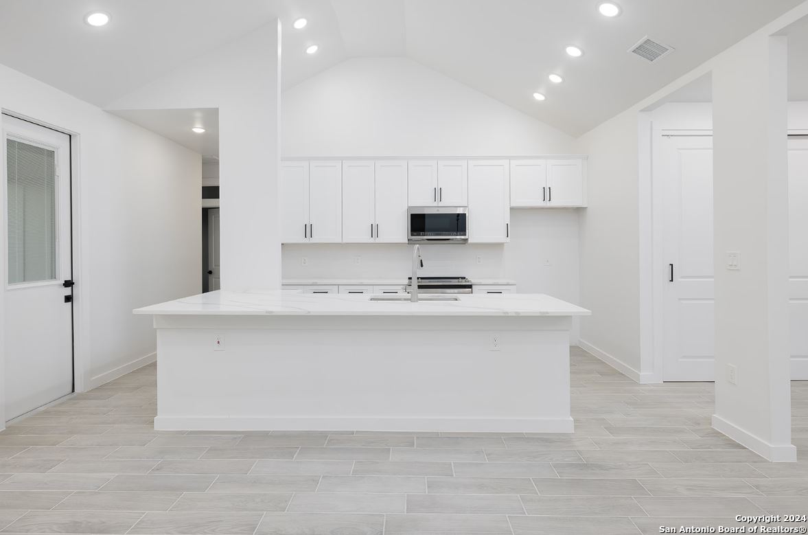 329 BLUEBONNET BREEZE