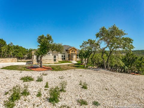 929 MOONLIGHT DR Canyon Lake TX 78133