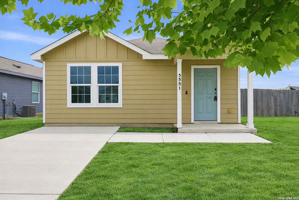 Photo of 13640 Flock Pl, San Antonio, TX 78252 (MLS # 1958954)