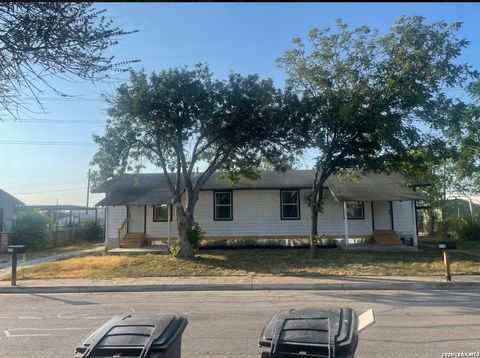 Photo of 3114 Saturn, San Antonio, TX 78226 (MLS # 1951842)