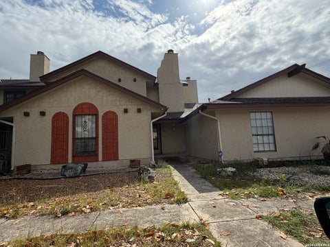 Photo of 5802 ROYAL BEND, San Antonio, TX 78239 (MLS # 2015235)