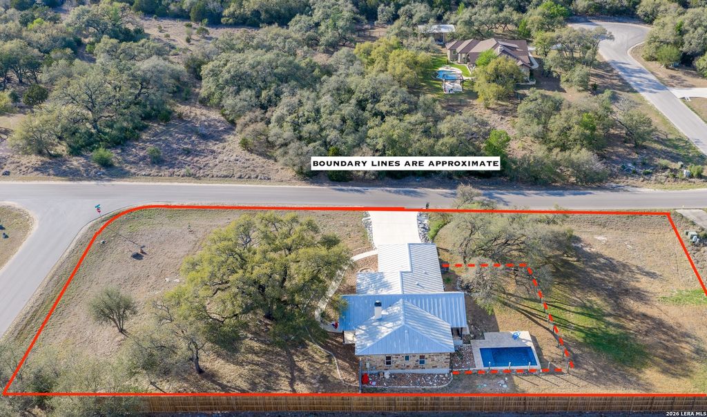 Photo of 230 Falling Hills, New Braunfels, TX 78132 (MLS # 1958204)