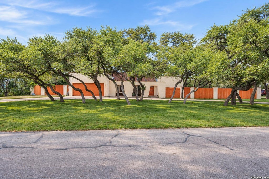 Photo of 309 Fleetwood Dr, San Antonio, TX 78232 (MLS # 2024111)