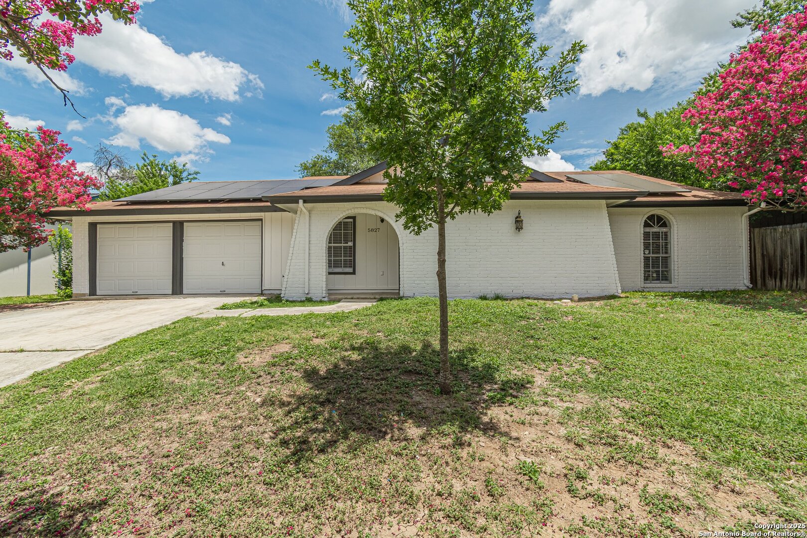 5827 Burkley Springs