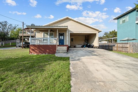 A home in Canyon Lake