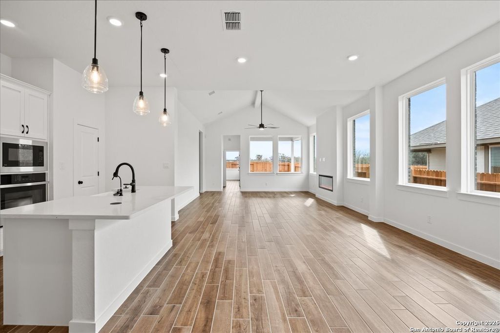 Photo of 2013 Shepards Street, Seguin, TX 78155 (MLS # 1910454)