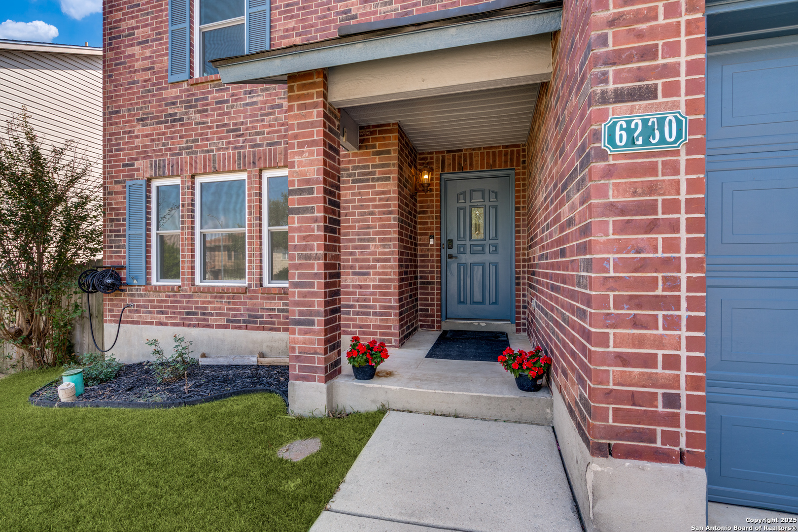 6230 Higbee