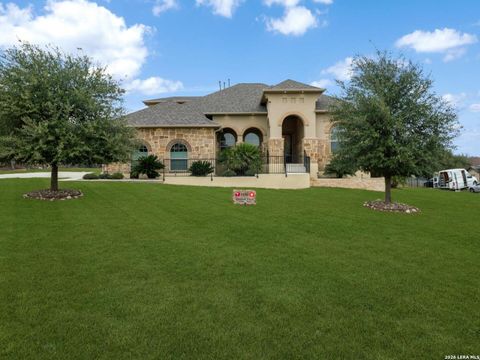 Photo of 1008 Spanish Trl, New Braunfels, TX 78132 (MLS # 1935090)
