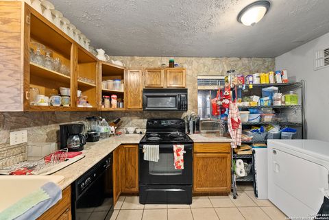 A home in Canyon Lake