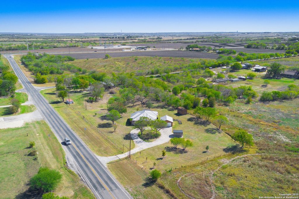 Photo of 9920 Fm 1101, Seguin, TX 78155 (MLS # 1922716)