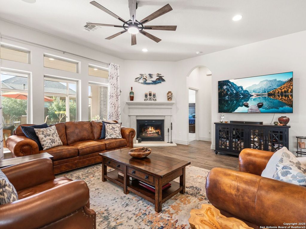 Photo of 9700 Innes Pl, Boerne, TX 78006 (MLS # 1919194)