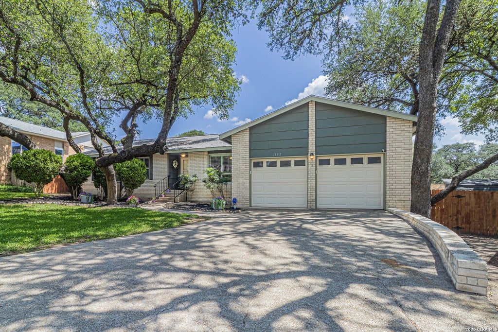 Photo of 2102 Oak Ranch, San Antonio, TX 78259 (MLS # 1962013)