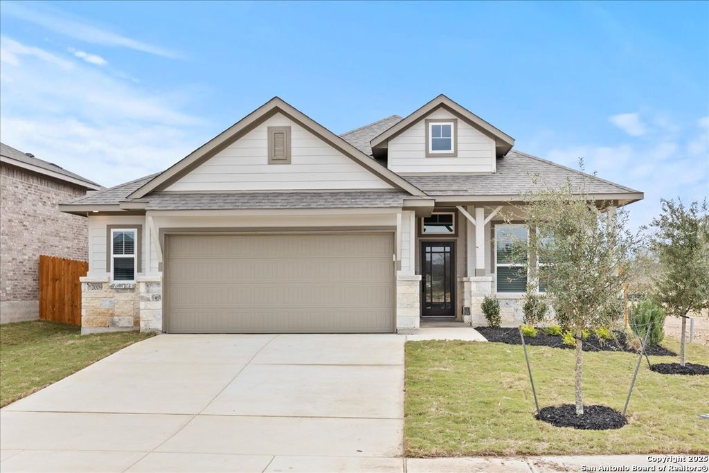 Photo of 2009 Shepards Street, Seguin, TX 78155 (MLS # 1910107)