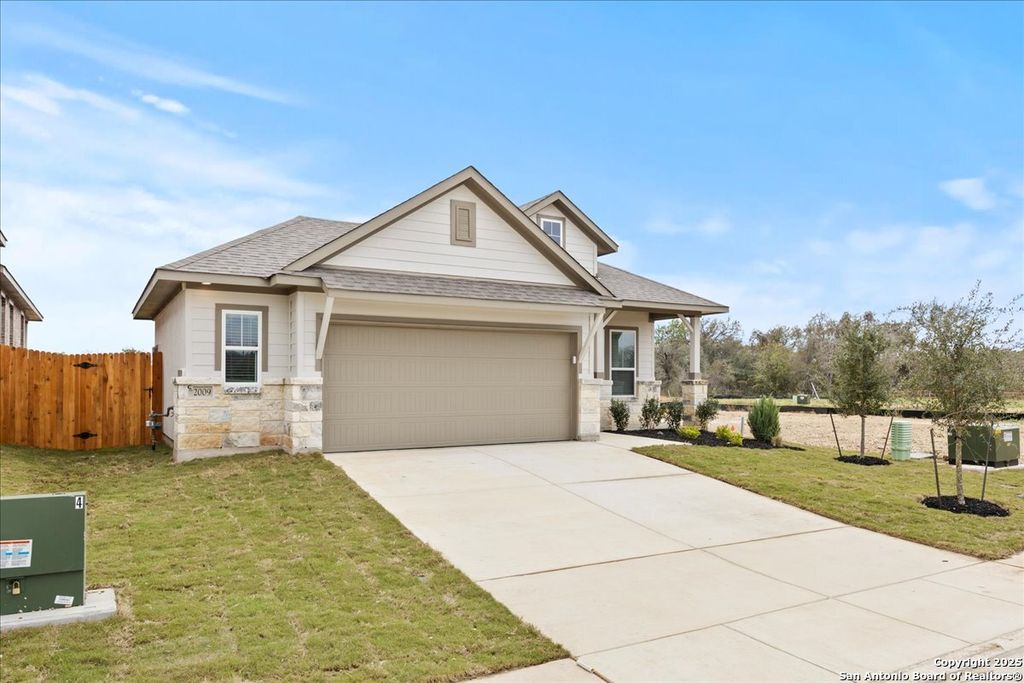 Photo of 2009 Shepards Street, Seguin, TX 78155 (MLS # 1910107)