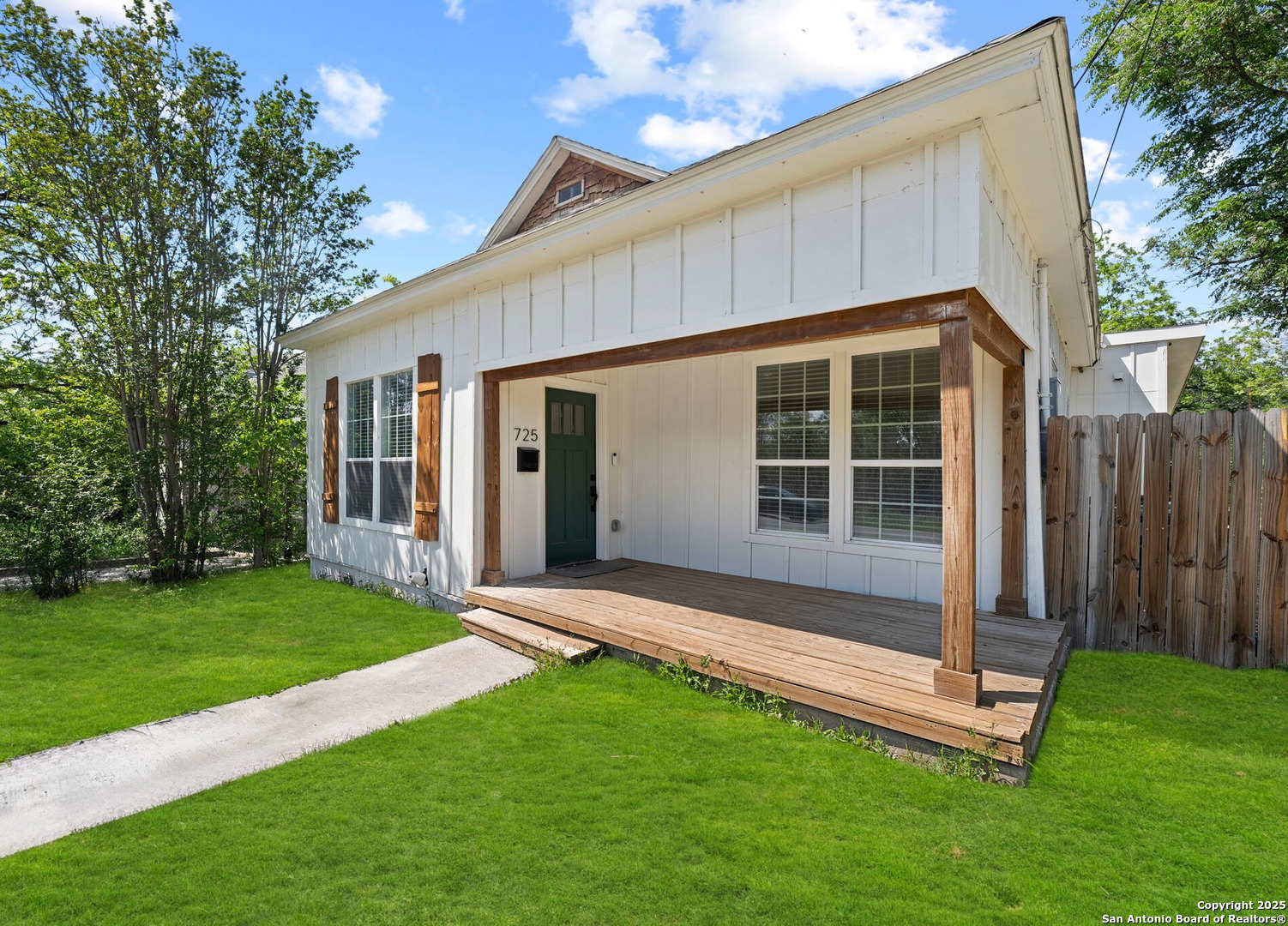725 WESTFALL