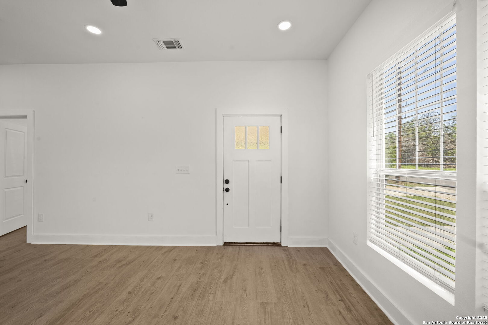 725 WESTFALL