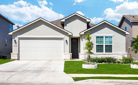 7210 Walkers San Antonio TX 78233