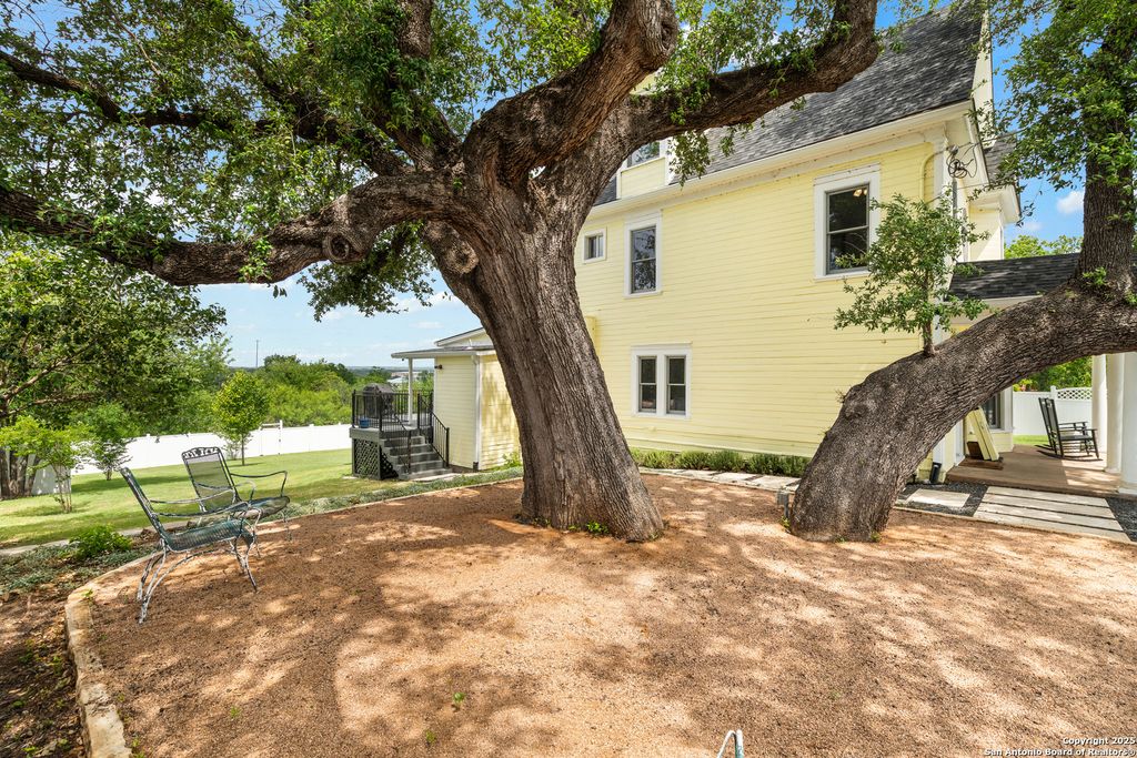 Photo of 508 Main, Marble Falls, TX 78654 (MLS # 1961586)